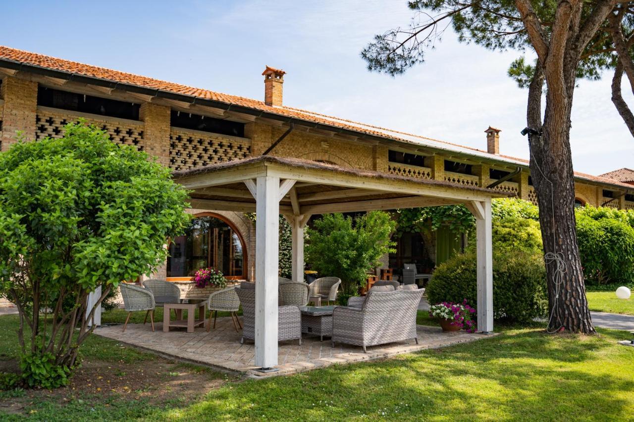 Agriturismo Isola Augusta Palazzolo dello Stella المظهر الخارجي الصورة