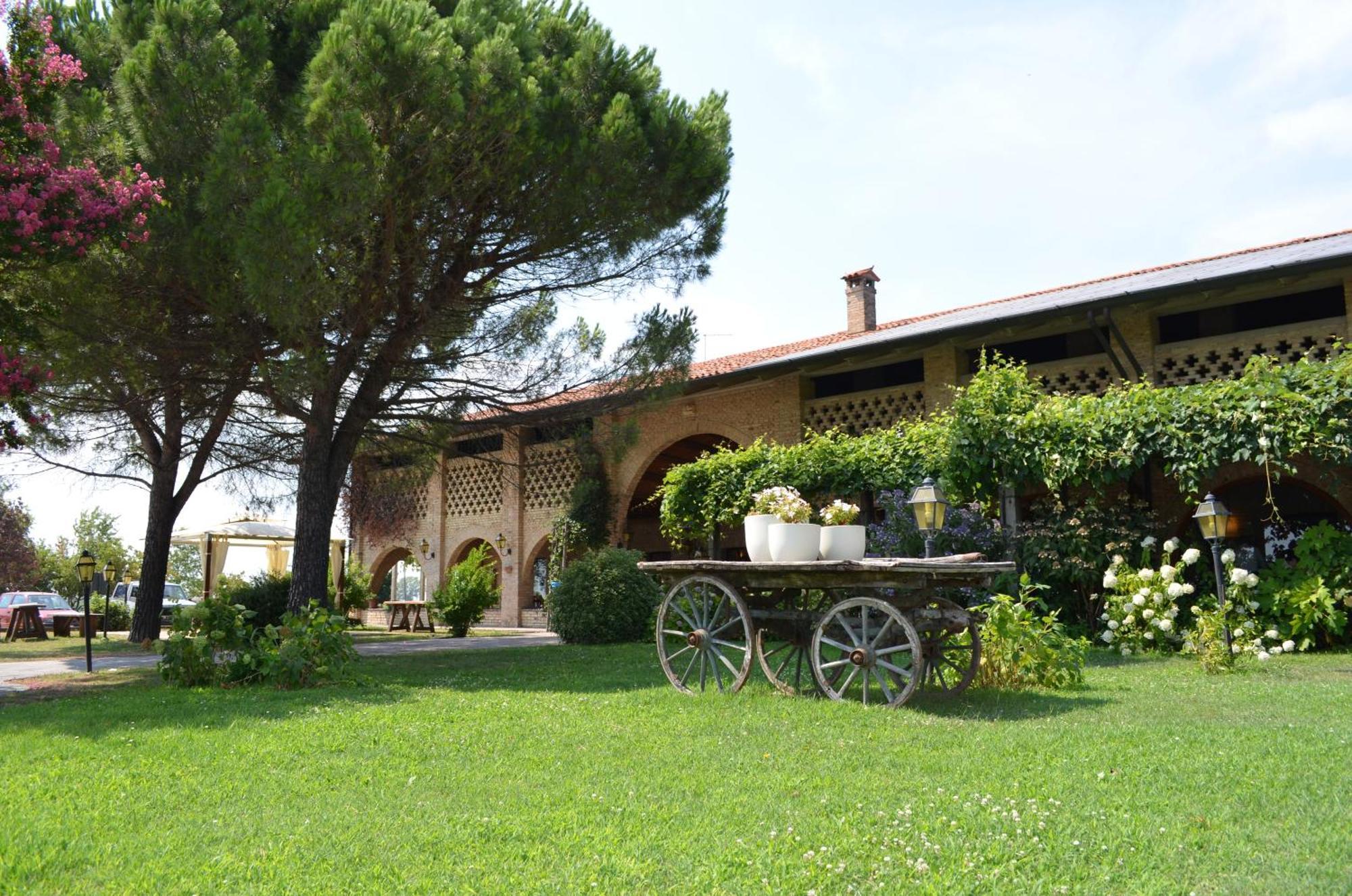 Agriturismo Isola Augusta Palazzolo dello Stella المظهر الخارجي الصورة
