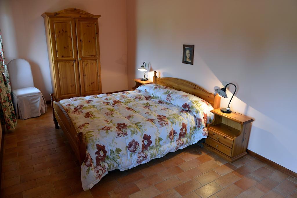 Agriturismo Isola Augusta Palazzolo dello Stella الغرفة الصورة