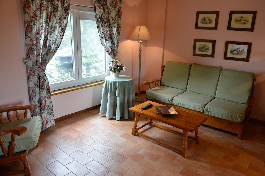 Agriturismo Isola Augusta Palazzolo dello Stella الغرفة الصورة